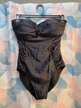 Old Navy Strapless Ruched Side Women's One-piece Swimsuit
